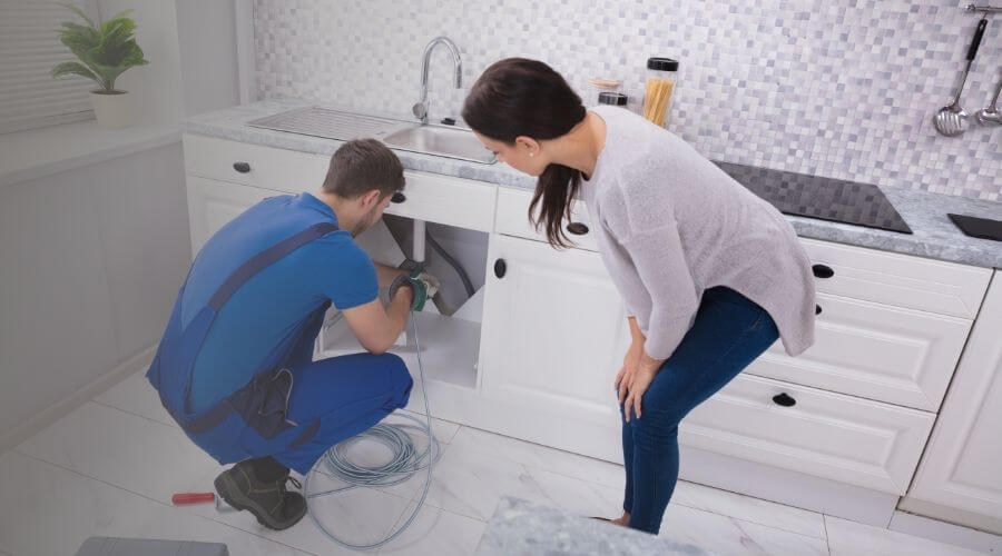 Expert burst pipe repair services in Bidwell, OH